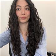 Neo avvocato, specializzata in diritto, offre lezioni in diritto, penale, civile, pubblico, amministrativo